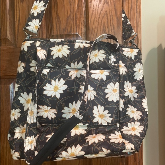 Lug Tote - Picture 2 of 7